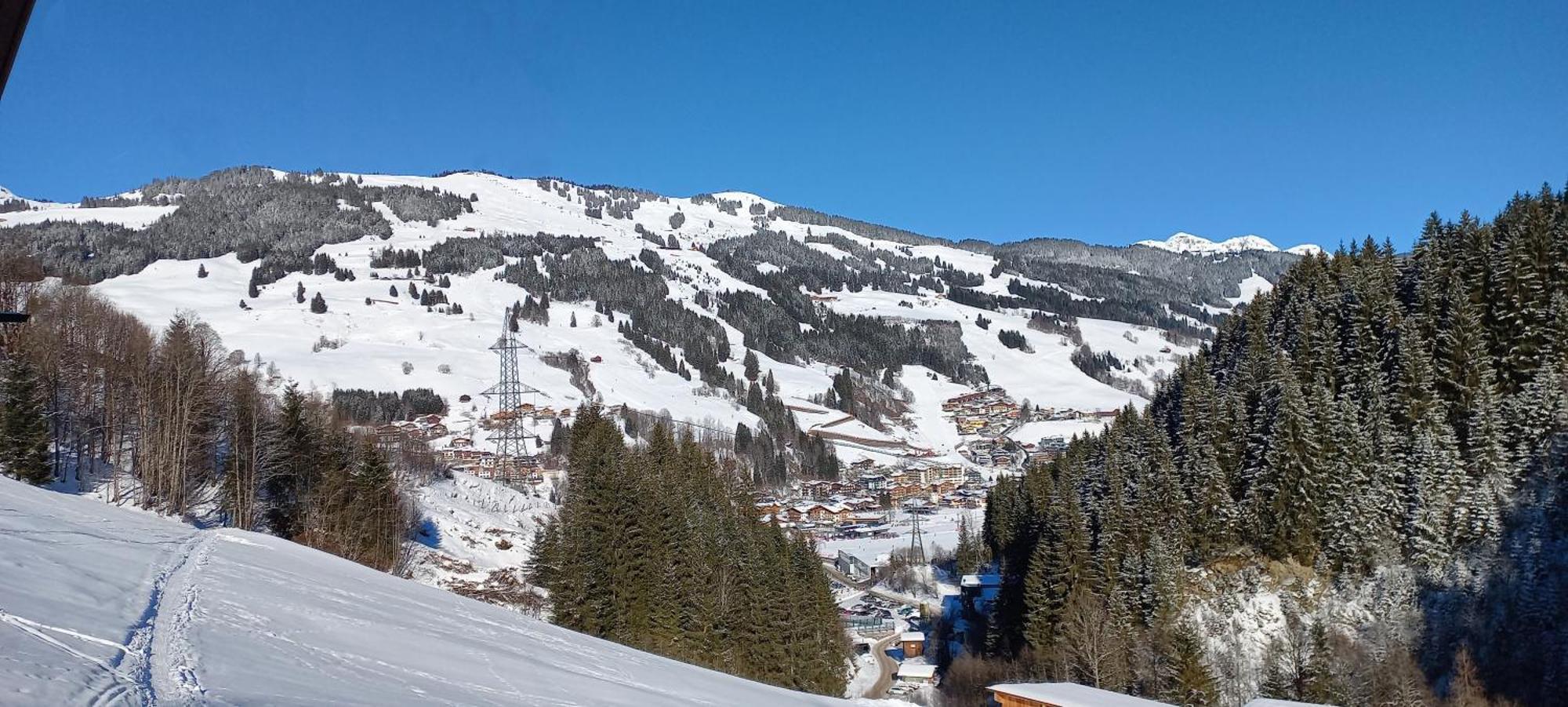 Appartementhaus Daniel Saalbach-Hinterglemm Exteriör bild