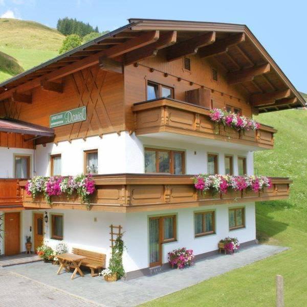 Appartementhaus Daniel Saalbach-Hinterglemm Exteriör bild